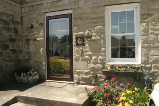 Ron & Orline's Home, park at the door & use our EV 50 amp charger