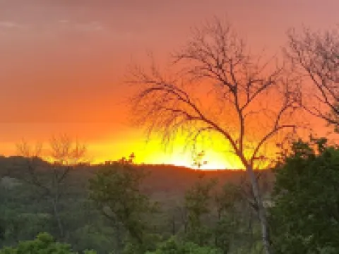 Over 3600 sqft house in gorgeous Decorah, Iowa!! Hotels in Winneshiek County