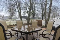Spacious 3BR, 12-Min to OOB Beach & Pier, Sleeps 8