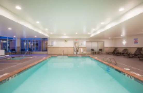 奧林匹亞希爾頓花園飯店