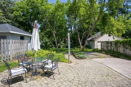 ♥ Cozy historic 3BR w/ bridge view! Sleeps 7 ♥