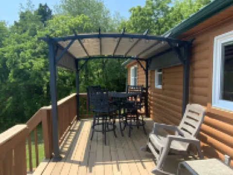 Quiet, Cozy Paoli Cabin Overlooking a Nice Pond
