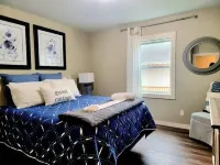Front Street Suite