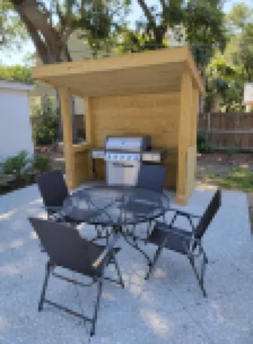 The Surf Shack 3R / 2 BA / Old Mt. Pleasant Near Beaches, Everything!