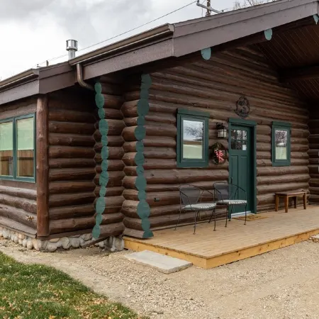 Cozy Cody Cottage located in the heart of downtown Cody!