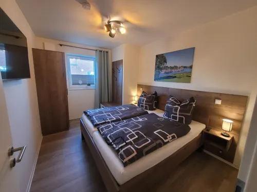 Gemütliche Ferienwohnung in Hooksiel im Wangeland, mit Infrarot Kabine Hotels in Hooksiel