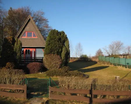 Wild house, cozy wooden house, 850 m² fenced for your dog. Hotels in Simmerath