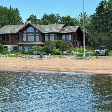Leech Lake - Beach campfire sunsets and Prime Fishing and Swimming Getaway