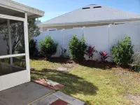 Spacious 2br/2ba" Palm Cove Beach House ", shared pool and more Hotels near Blue Gravity