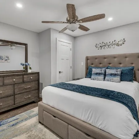 Copper Ridge! New Lovely 2 Bedroom Unit! 1200 Sqf