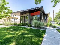 Modern Tiny Home Steps from the Heart of Fruita Hotéis em Fruita