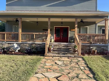 Cozy apartment in Country setting.  Close to Lake Hamilton and  Hot Springs.