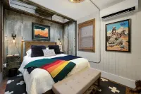 Beautifully Renovated Vintage Train Car Near the Palo Duro Canyon and Wtamu