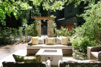 Molly’s Creekside Cabin, on Lovers Lane (Sonoma Wine Tasting/Biking Getaway)