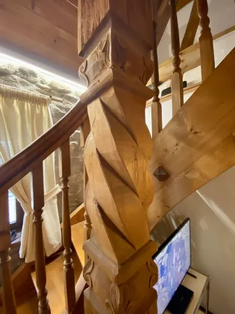 My mini house | 2 rooms | Smart TV | Stone & wood