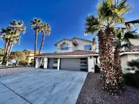 3Br Getaway w/ Pool & Hot Tub Near the Strip Hotels near Chicago Brewing Company