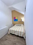 Via Grotte House Fully Renovated Modern, Central and 3 min walk to Train
