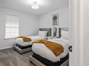 Exquisite VRBO near Atlanta airport. Let me be your favorite host!!