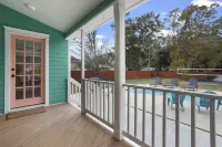 3Br w/Private Heated Pool! Close to the Beach! Coastal Pool Retreat - Boutique