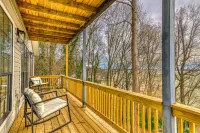 Relax with the family at this beautiful lakefront cabin located on Wilson Lake!