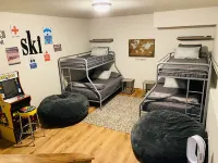 Updated Schweitzer condo with beautiful mountain and valley views!