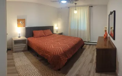 Charming 2-bedroom condo in McHenry Close To Lake Activities and Ski Resort Các khách sạn ở 