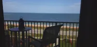 3BR/2BA Oceanfront retreat for 8. Spacious, updated, pool, and beach views.