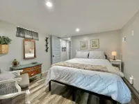 Relax and recharge! Cabin on a tranquil bay on Deer Lake is a perfect get away!