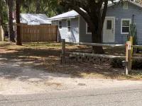 Old Floridian cottage in Historic Gulf Village Hoteles en Englewood
