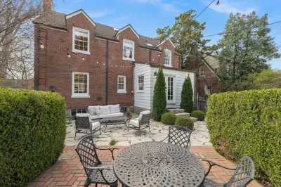 The Historic Fairway Estate: Downtown Lex, Ky Luxury in the Horse Capital Hotels in 