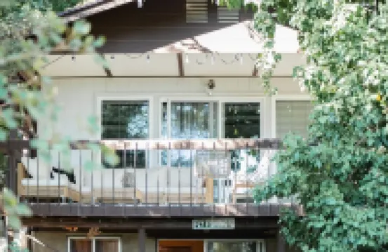 Designed for Comfort, 3 Ski Resorts 6 mi One Level Living,Cal King Bed, 3 Queens Hotels in North Ogden