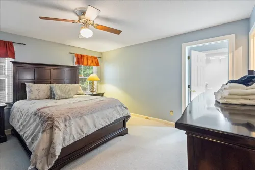 7 acre prvt estate, boat, pond, 16' Movie, Fishing Hotels in North Augusta