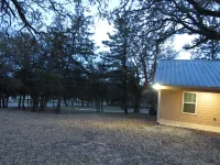 Gorgeous 2 bed 2 bath house on 3 acres off Hwy 82