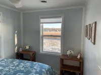 Hummingbird House - Waterfront Vistas!