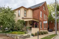 The Dubuque House - Historic Downtown Location - 4つ星