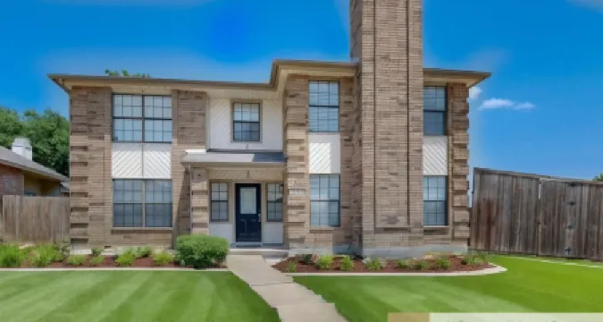 Newly Upgraded 4BR 2.5BA family- friendly home