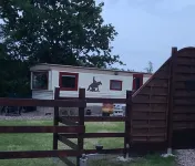 Urlaub mit Ponies und Campingflair