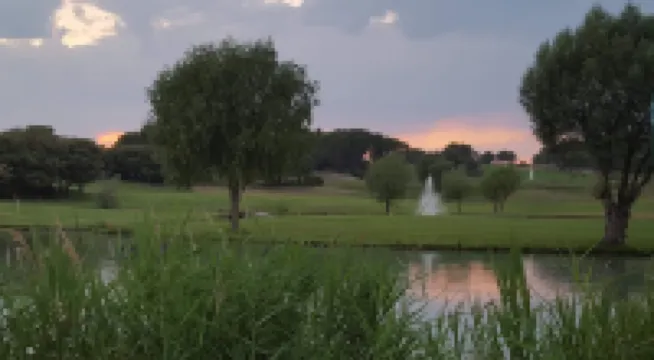 Charming 80m square apartment in the center of L'Isle sur la Sorgue