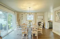 Close to Glacier Park! 4 Bedroom, 2 bath Family and Pet Friendly Comfy Home