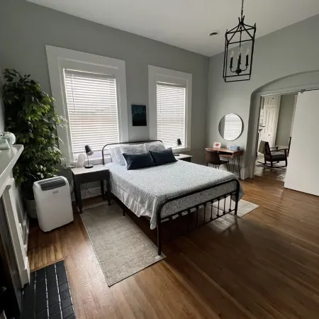 Historic Downtown Chillicothe 1840's Loft