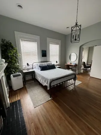 Historic Downtown Chillicothe 1840's Loft Отели рядом с достопримечательностью «Адена Стейт Мемориал»