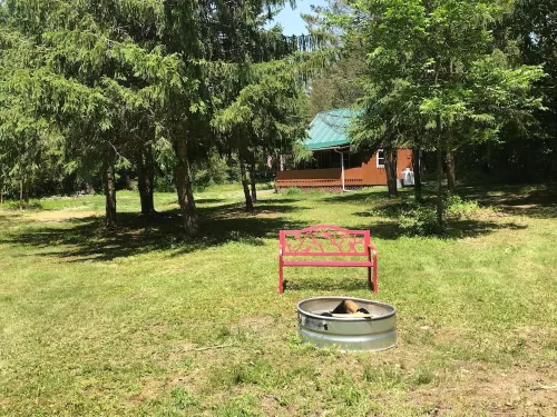 Adirondack Style Lodge - Minutes from Keuka Lake, Wineries. Very Private.