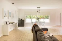Immaculate spacious 3/2 in the heart of Miami, FL
