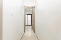 Luxury 1BR with balcony, Direct Access to 5th Ave Các khách sạn ở 