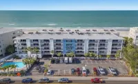 Beautiful Indian Shores Beach Condo with Intracoastal Waterway Top Floor View!