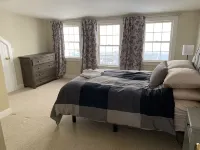 Crows Nest.  Downtown New Bedford Historic District. HARBOR VIEWS! Hotels in New Bedford