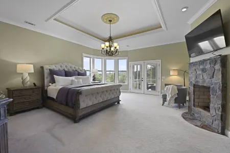 Spacious Mountain Home: King Beds, Hiking, Large Kitchen, Arcade, Peaceful