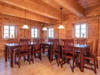 Apartment in top location with sauna and rooftop lounge for families and active vacation groups Hotels in Waltersdorf