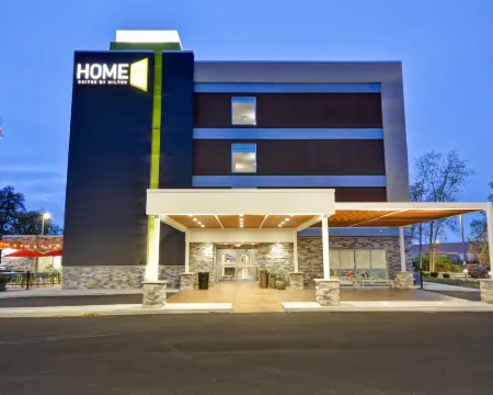 Home2 Suites by Hilton Maumee Toledo Hoteles en Maumee