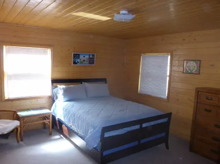 SCENIC CABIN 35Ac Peace&Quiet Creek Pets Hiking 35min-MesaVerde, 5min-SandCanyon
